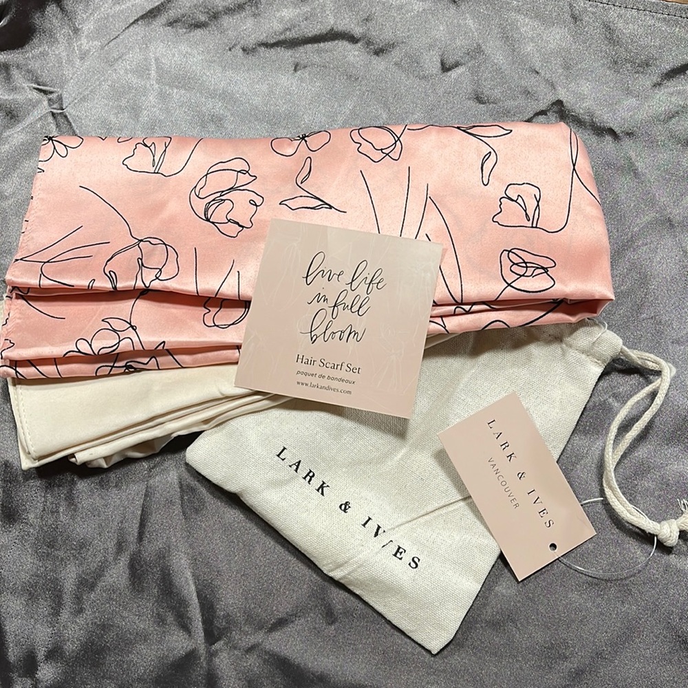 NWT Hair scarves